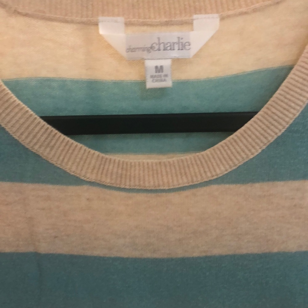 Light Sweater - Picture 2 of 5